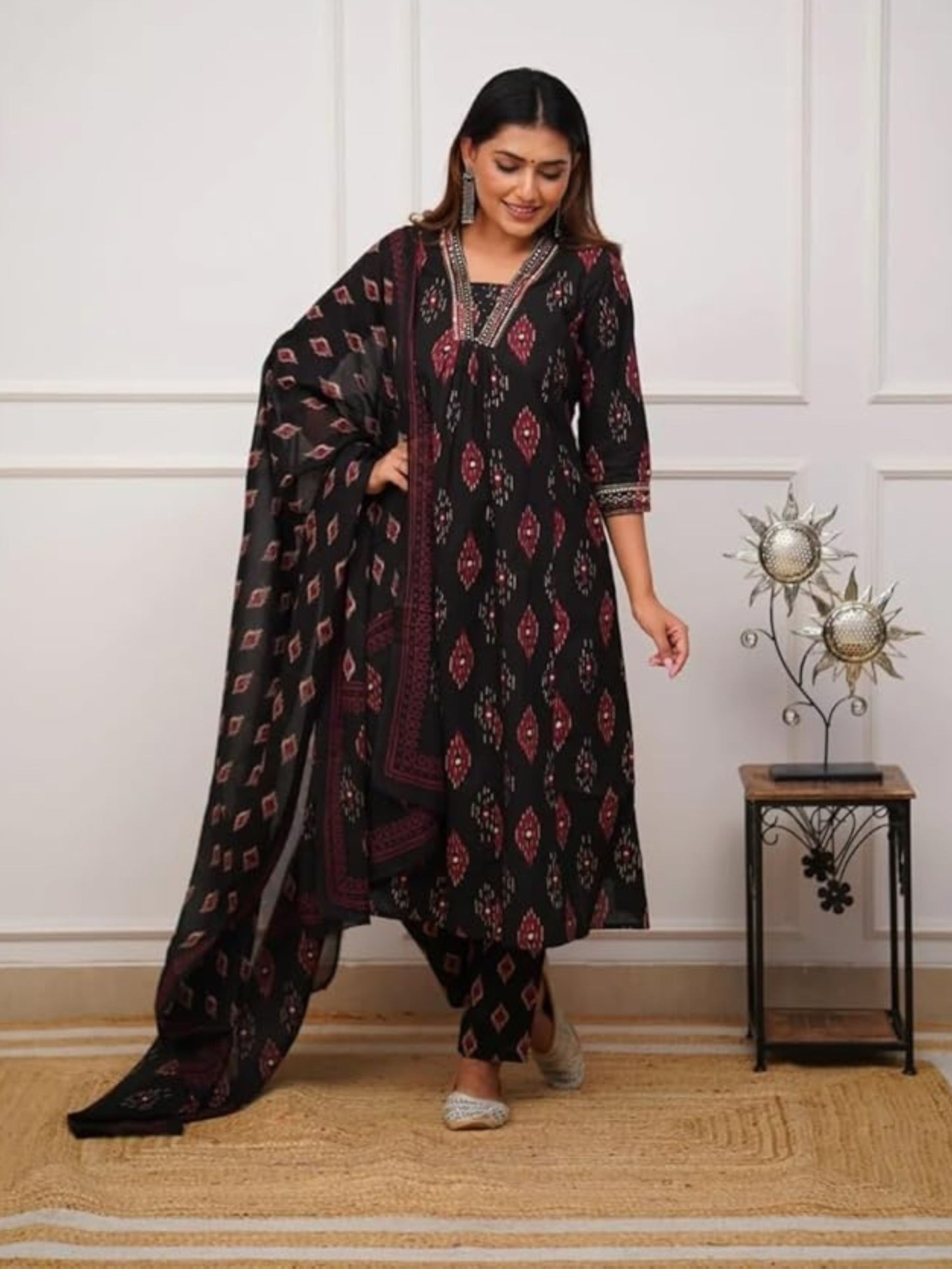 Women's Black Printed A-Line Kurta Pant With Dupatta