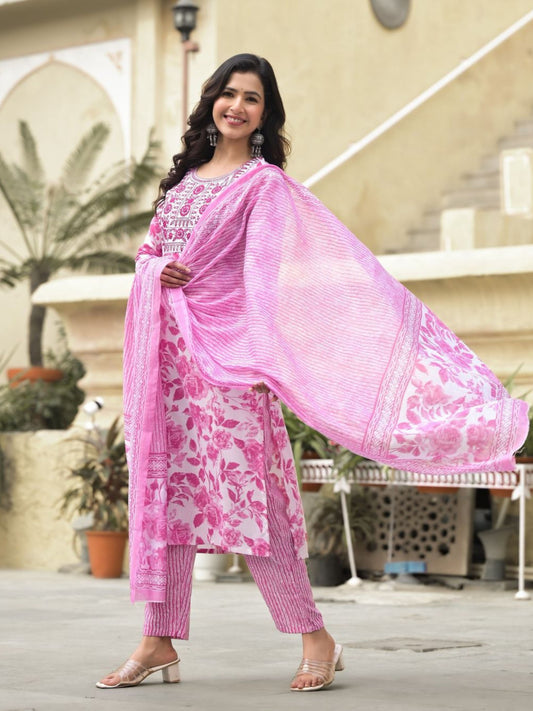 Women's Embroidery Pink Floral Printed Kurta Pant With Dupatta