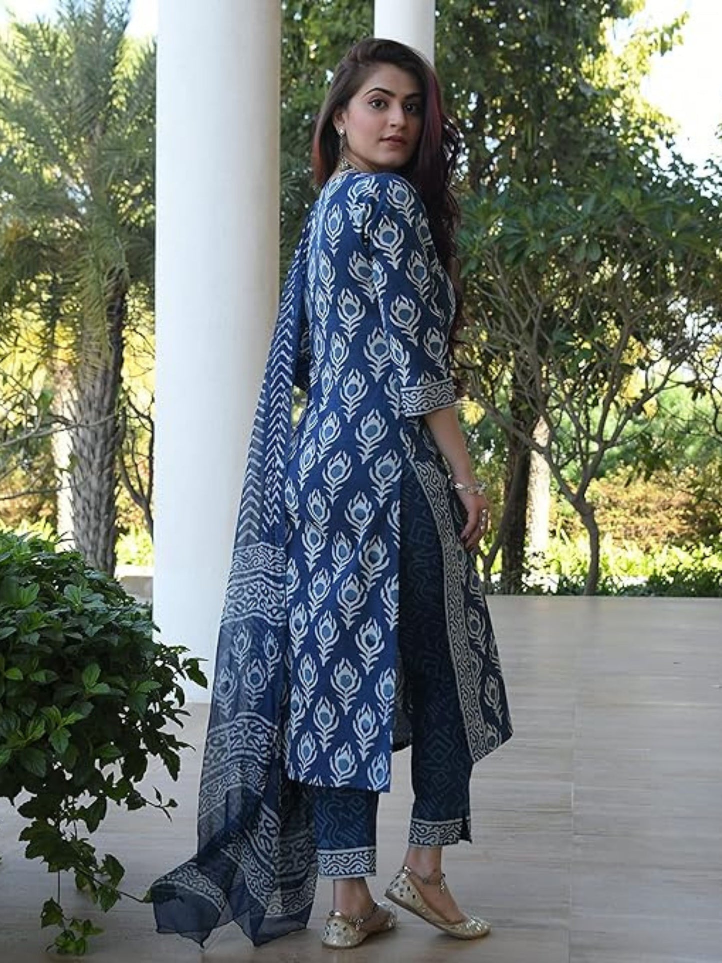 Indigo Blue Peacock Feather Printed Premium Soft Cotton Kurta Pant With Dupatta