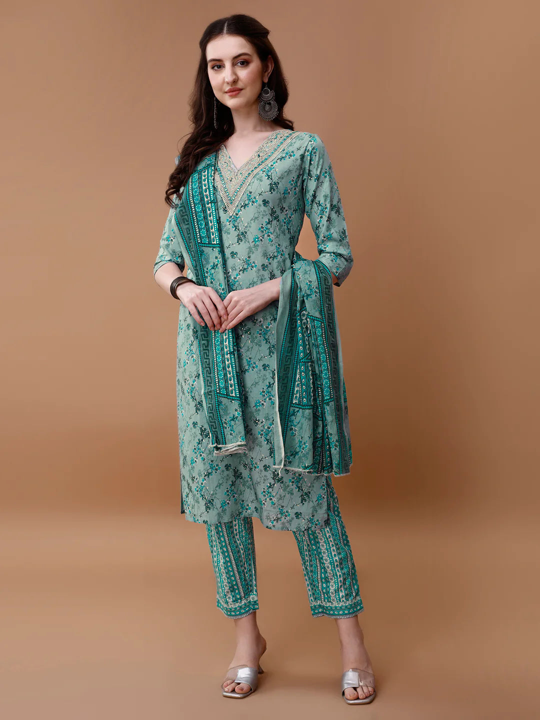 Women's Blue Embroidered & Floral Printed Cotton Kurta Pant With Dupatta