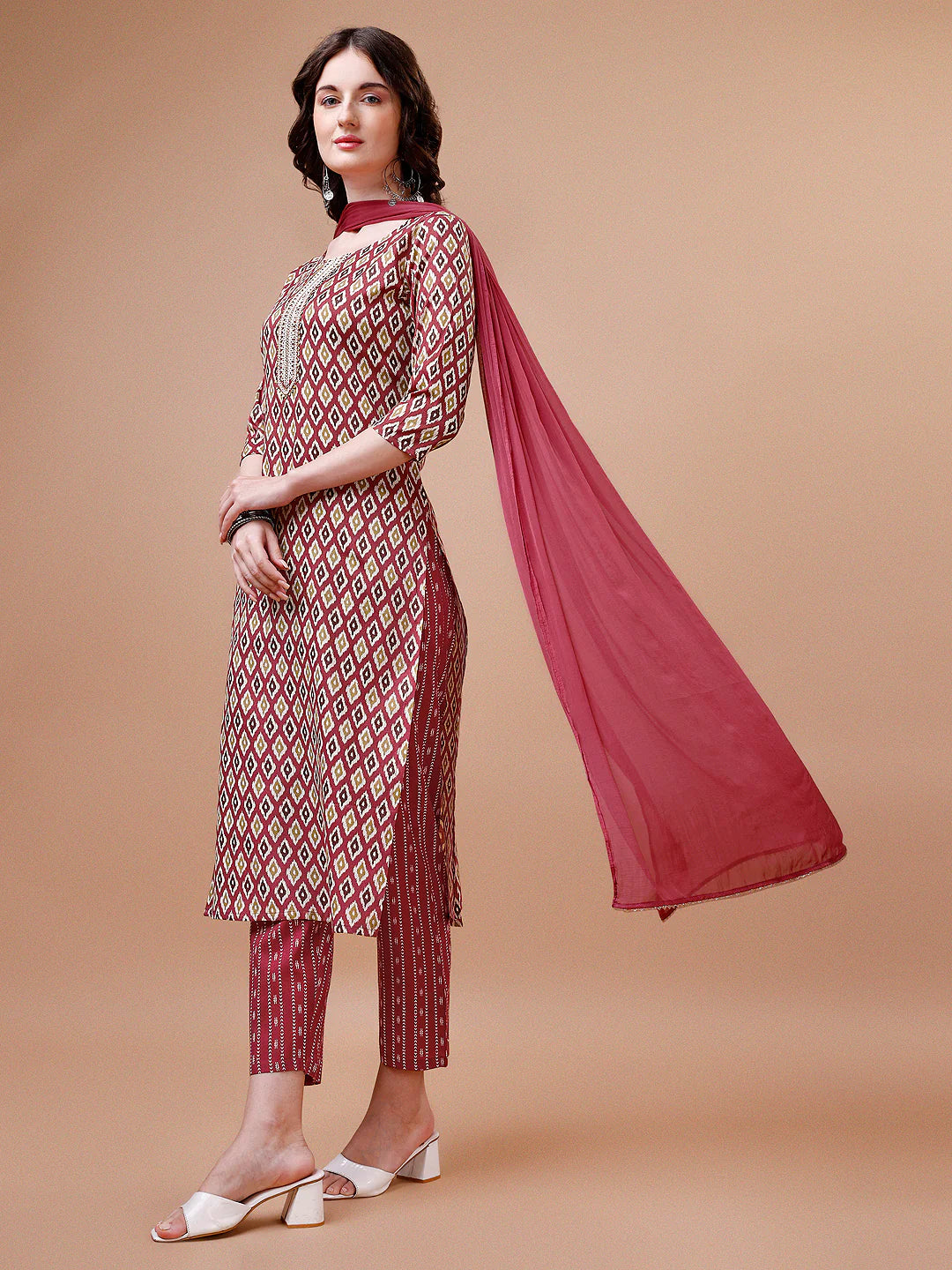 Women's Pink Ethnic Motifs Printed Cotton Kurta Pant With Dupatta