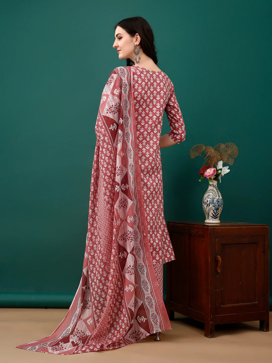 Women's Pink Embroidered And Printed Cotton Kurta Pant With Dupatta