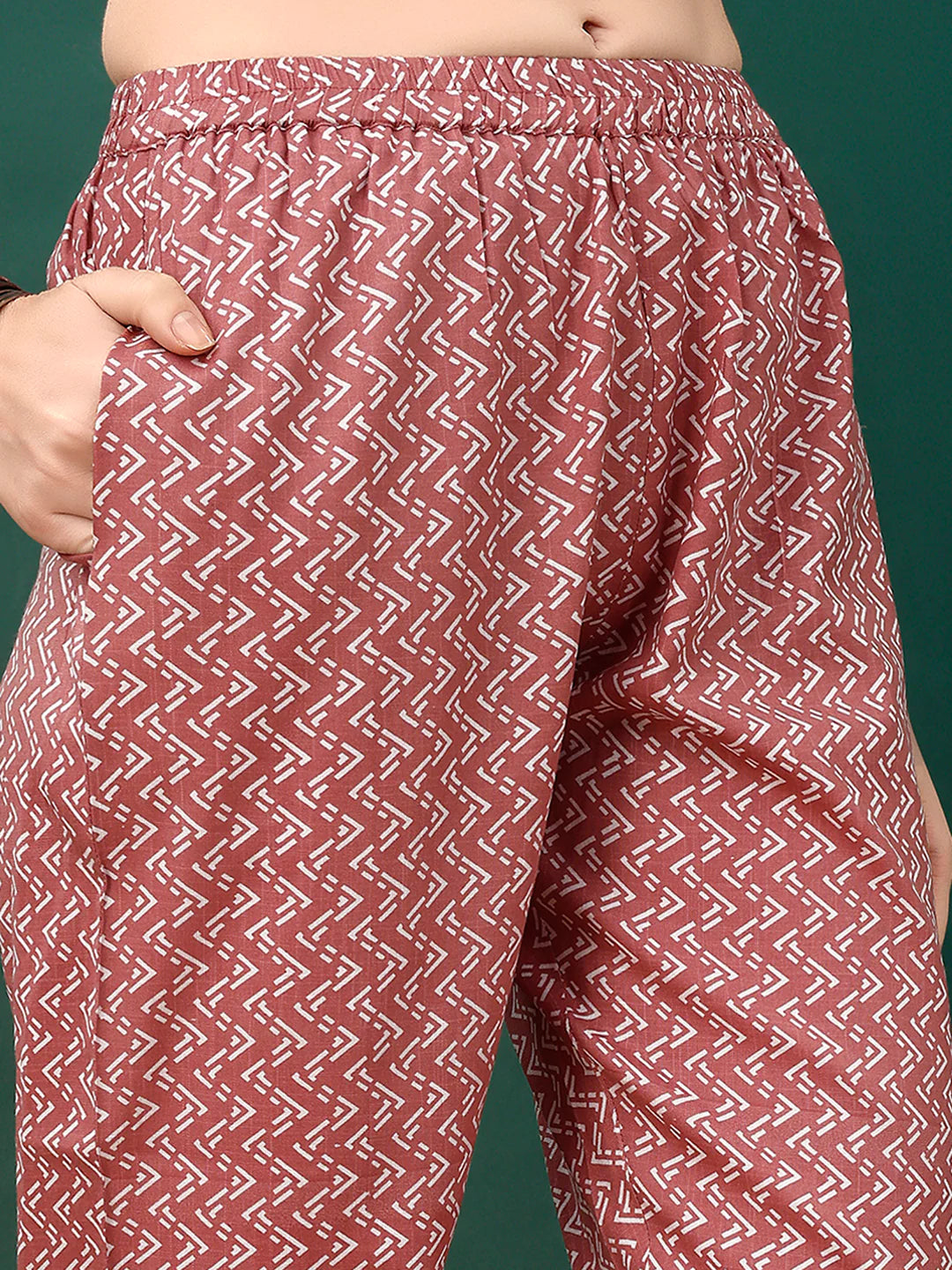 Women's Pink Embroidered And Printed Cotton Kurta Pant With Dupatta