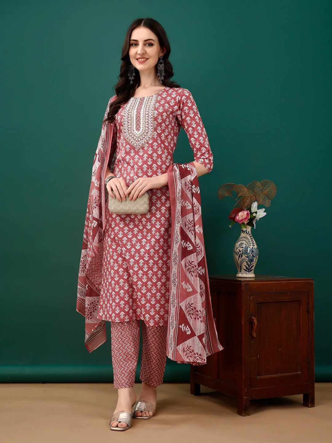 Women's Pink Embroidered And Printed Cotton Kurta Pant With Dupatta