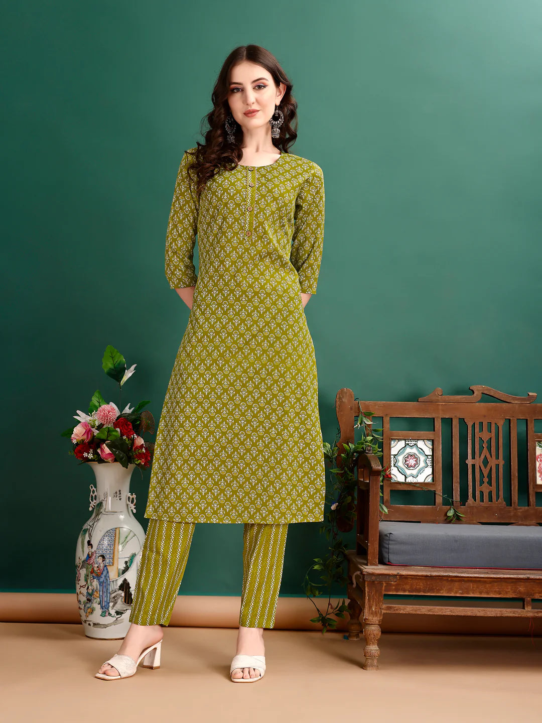 Ethnic Motifs Printed Green Cotton Kurta Pant With Dupatta
