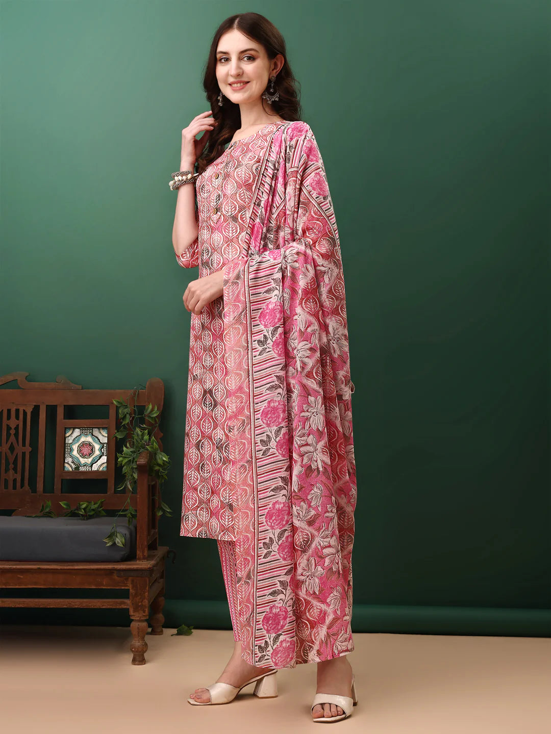 Pinky Pink Floral Printed Cotton Kurta Pant With Dupatta