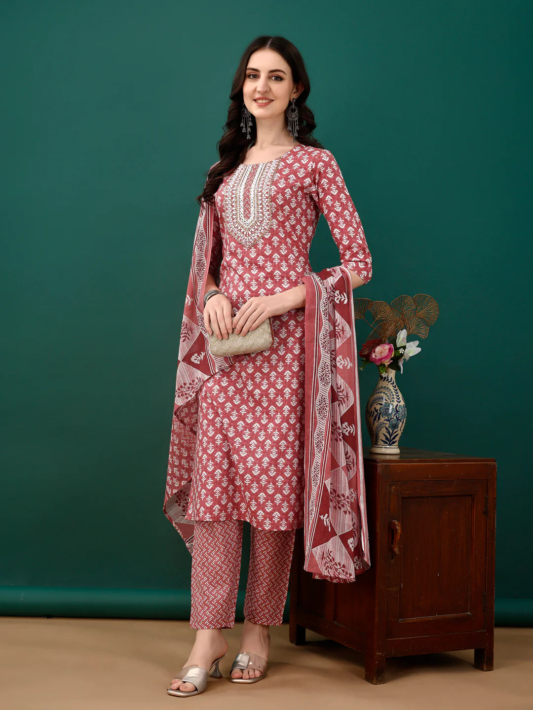 Women's Pink Embroidered And Printed Cotton Kurta Pant With Dupatta