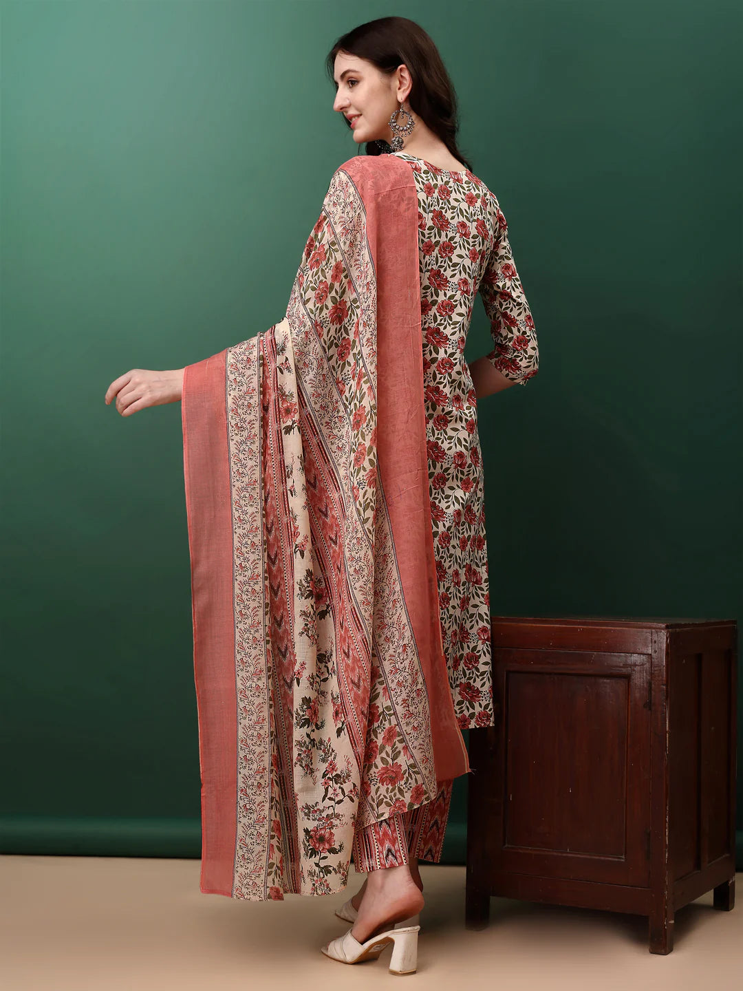 Fresh Pink Floral Printed Cotton Kurta Pant With Dupatta