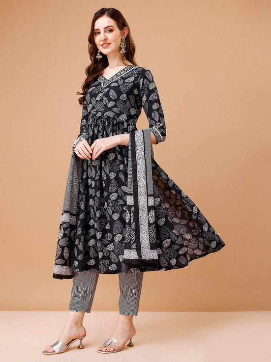 Women's Black Leaf Pattern Printed Kurta Pant With Dupatta
