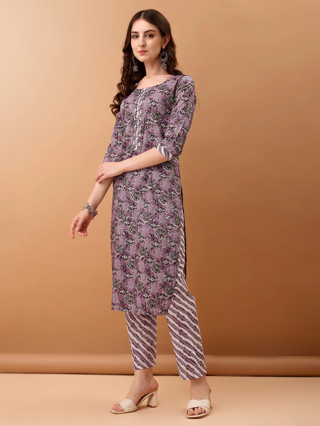 Women's Lavender Mirror work Embroidered & Floral Printed Cotton Kurta Pant With Dupatta