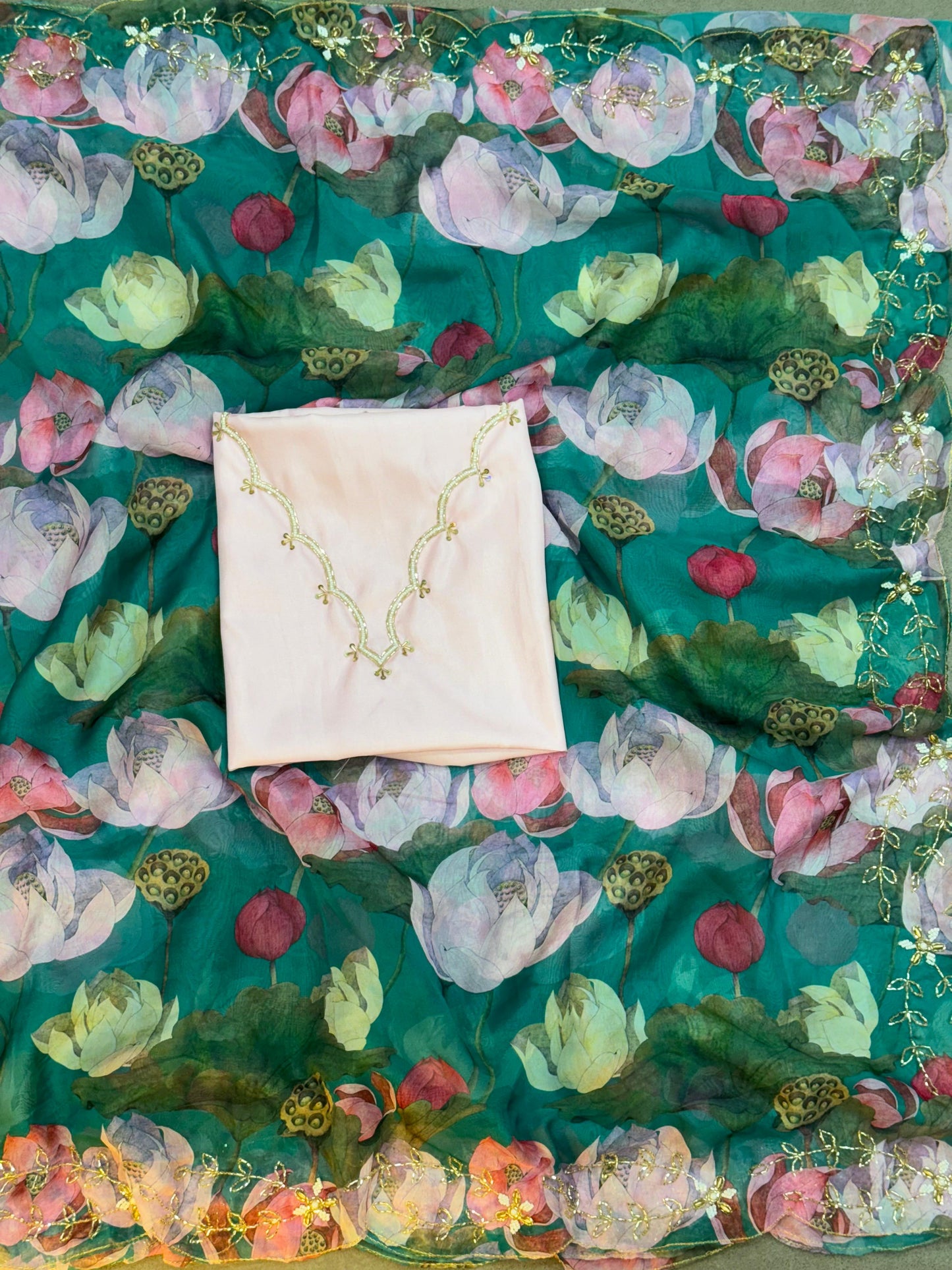 Stylish Pure Soft Tabi Organza Saree With Print & Cut Dana Handwork