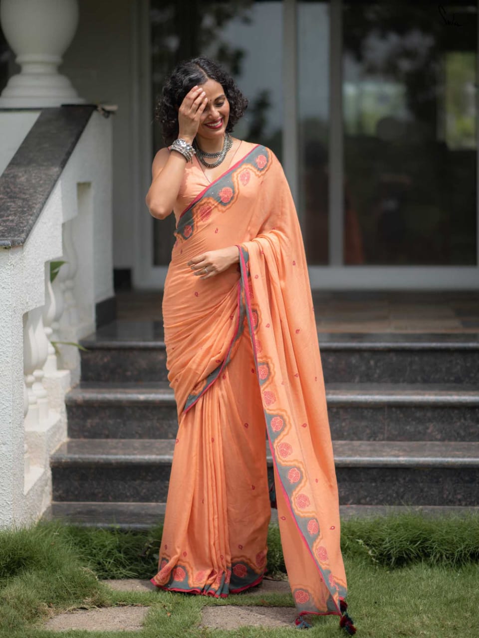 Pure Chinon Saree With Laheriya & Hand Shibori Work