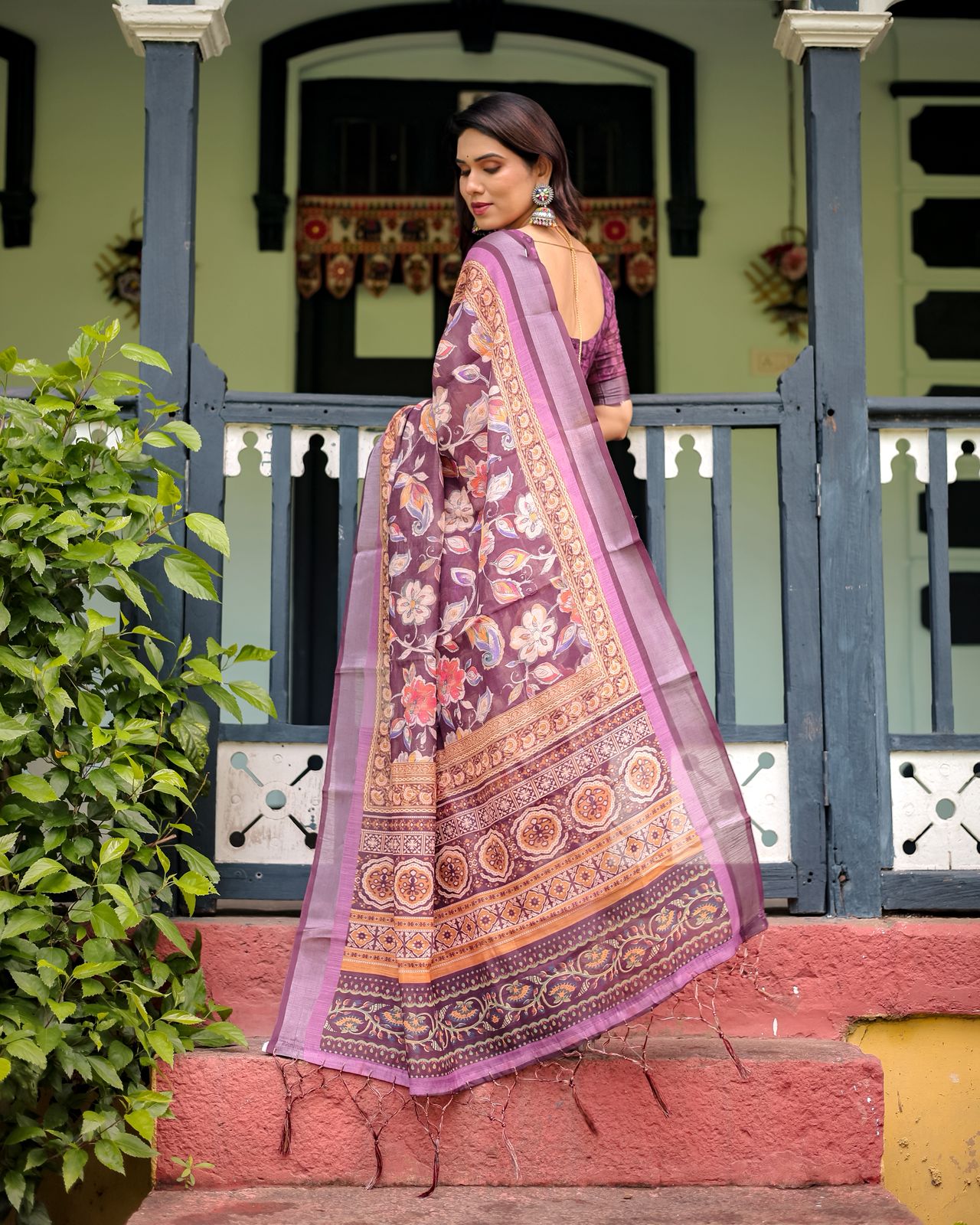 Rich Pure Linen Purple Saree With Bold Floral Motifs & Intricate Borders