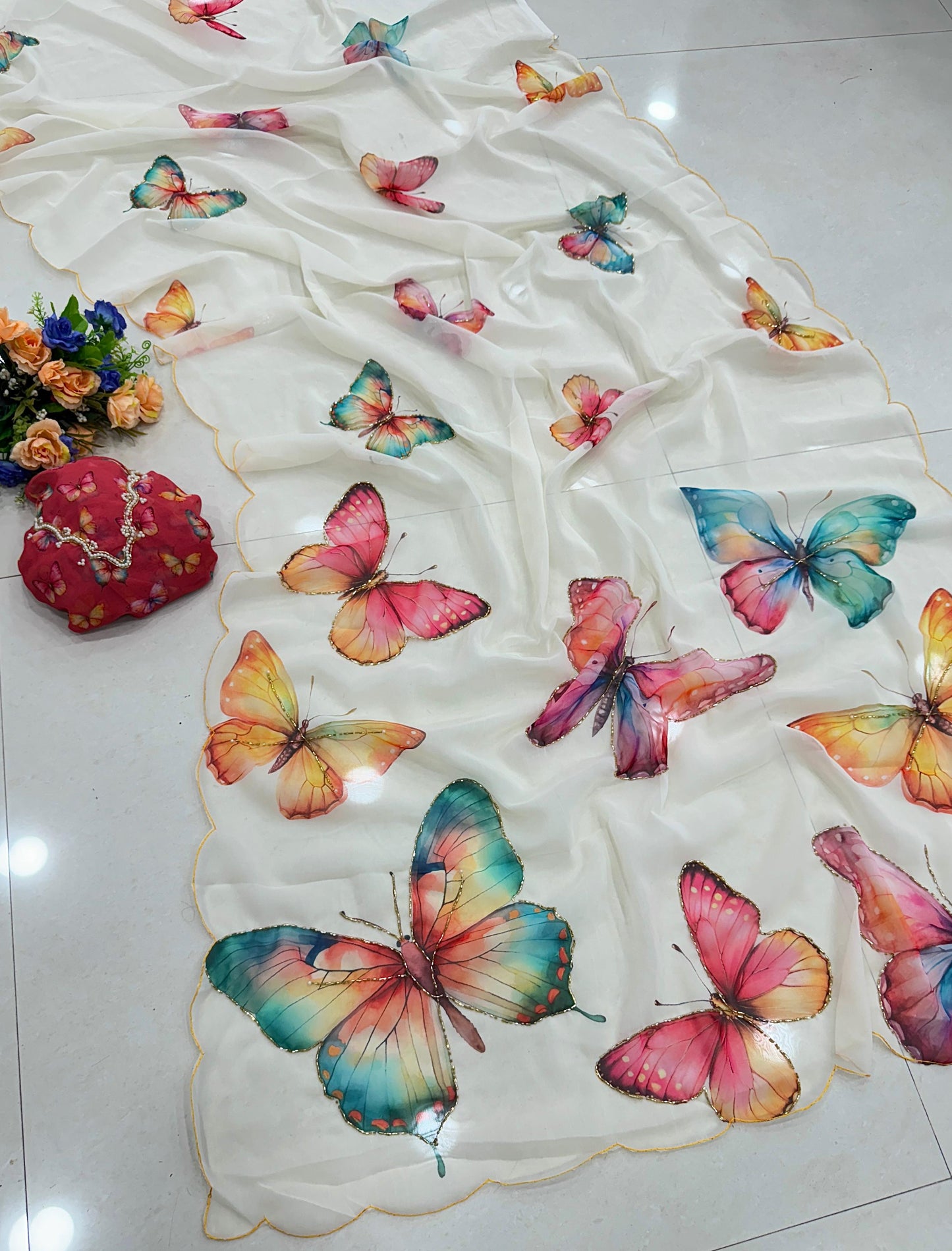 Premium Soft & Smooth Chiffon Floral Print Saree With Embroidery & Pipe Work Border