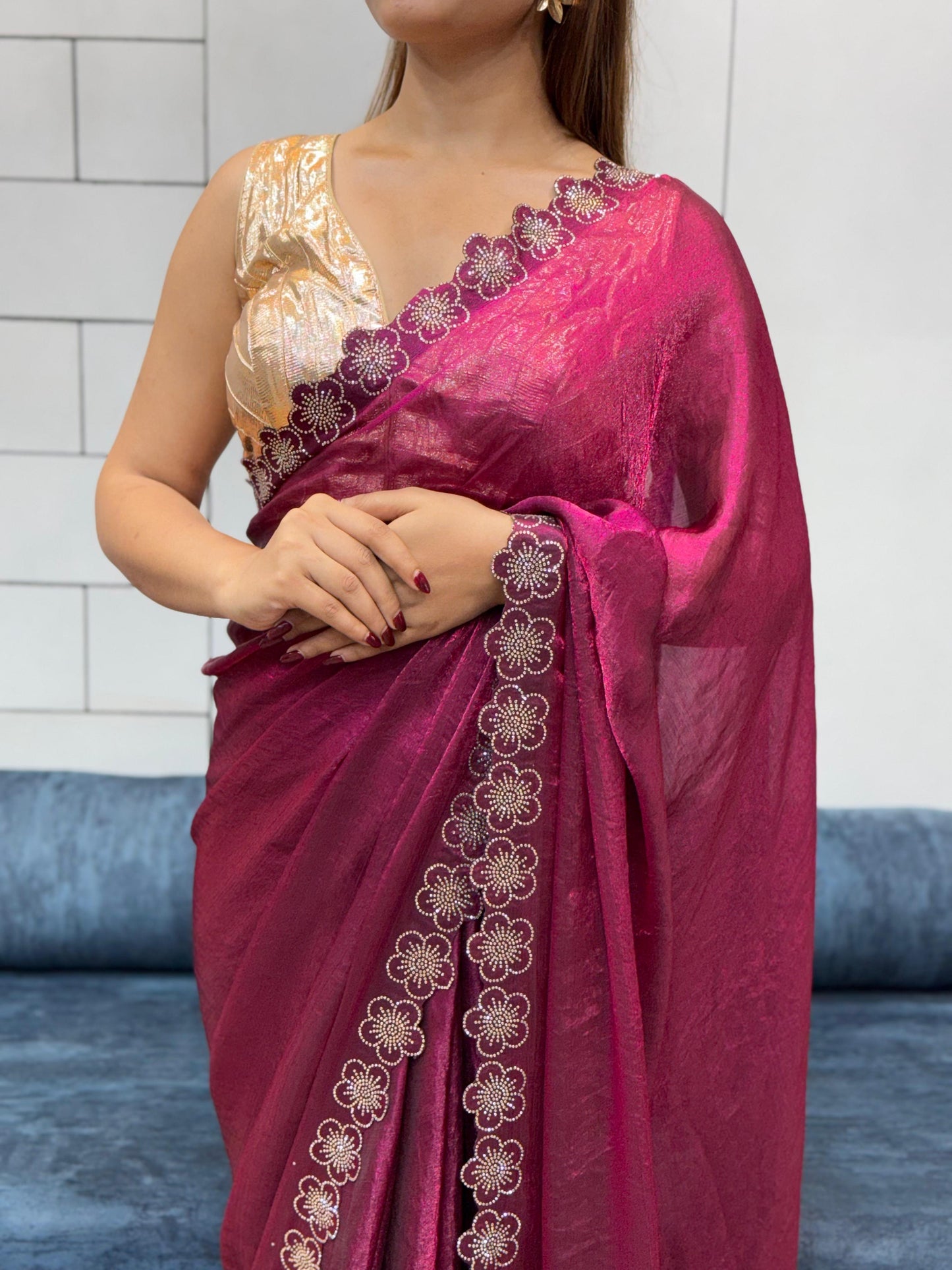 Stylish Trendy Rich Space Silk Saree With Flower Port Cut Dana & Diamond Work