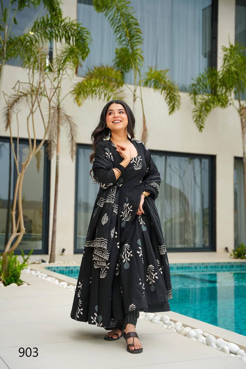Festive & Wedding Party Wear Gher Style Pure Mal Cotton Printed Kurta Pant With Dupatta
