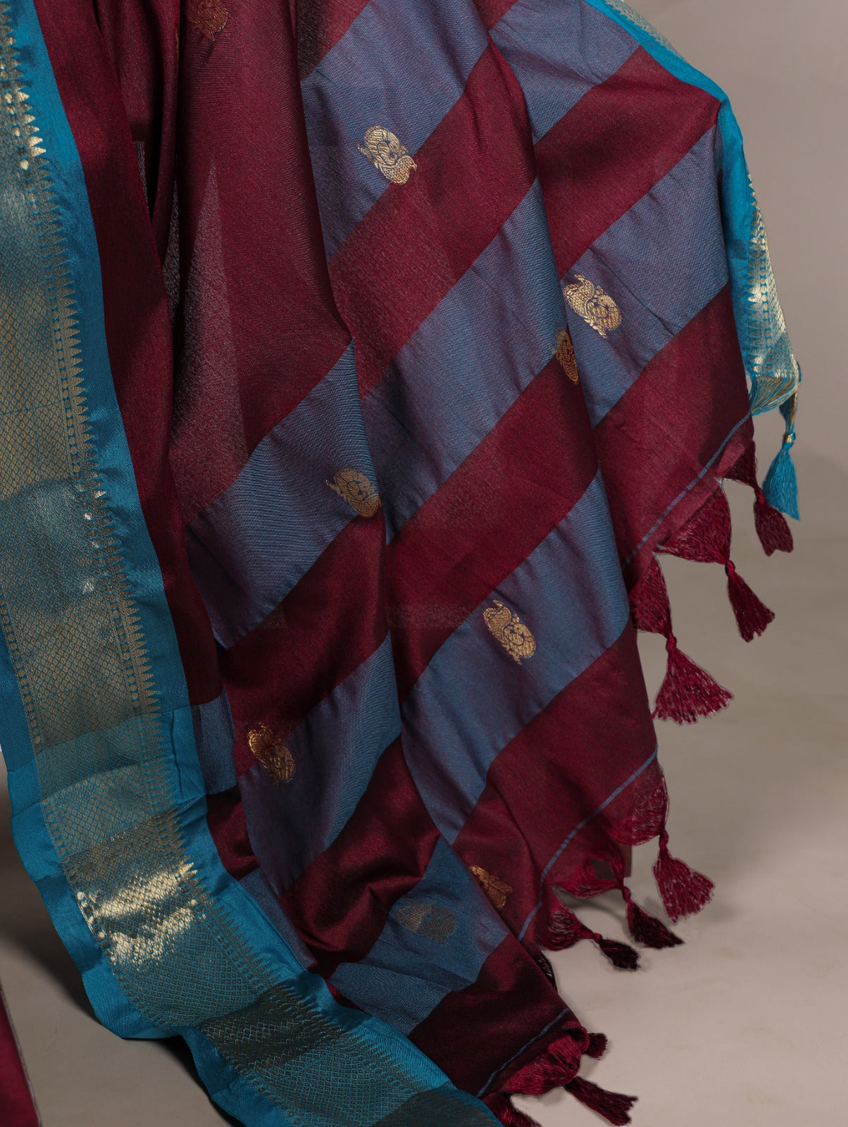Traditional Paithani Concept Cotton Silk Saree With Weaving Work