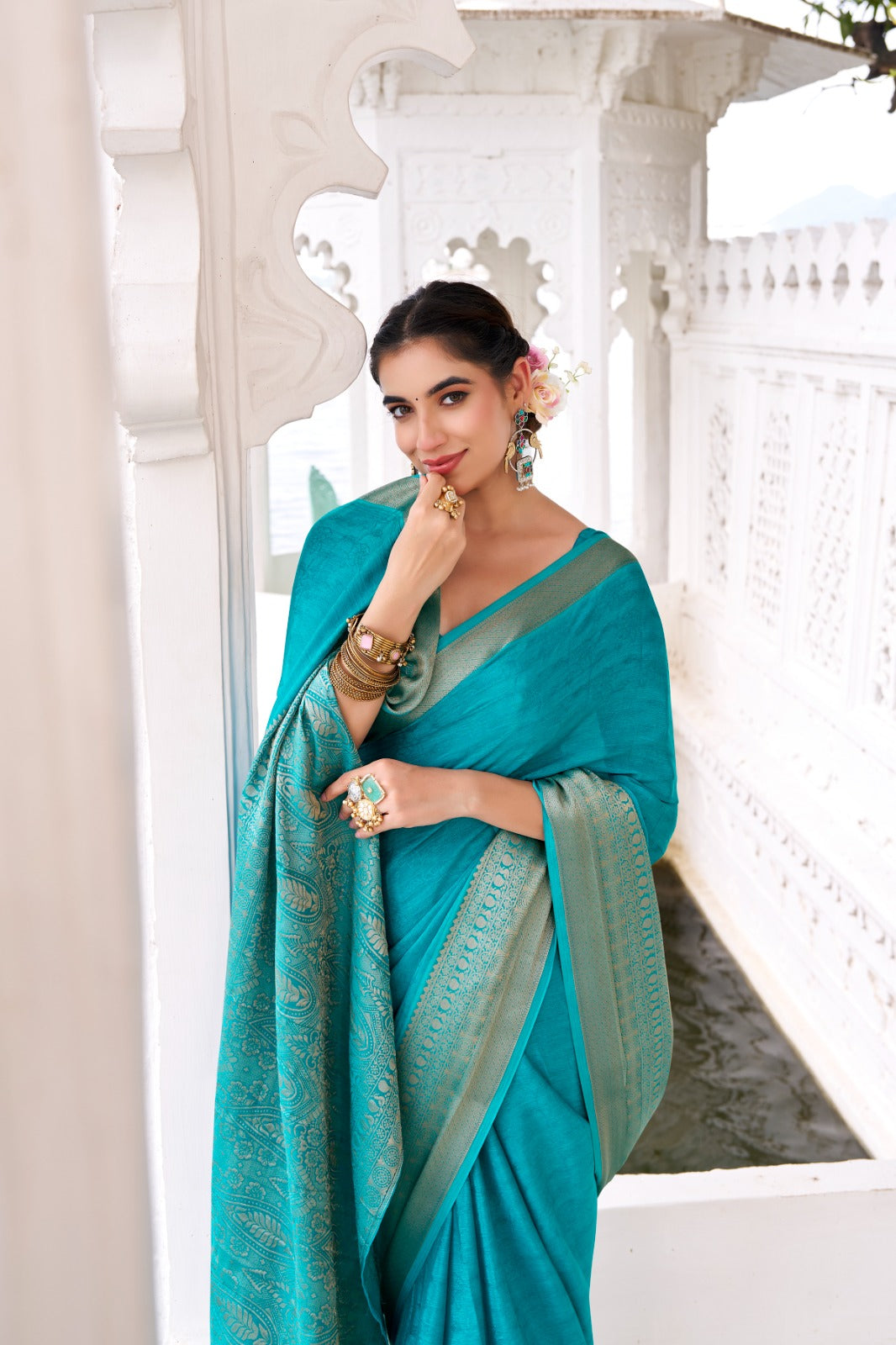 Traditional Stylish Pure Chinon Printed Saree With Zari Weaving Work