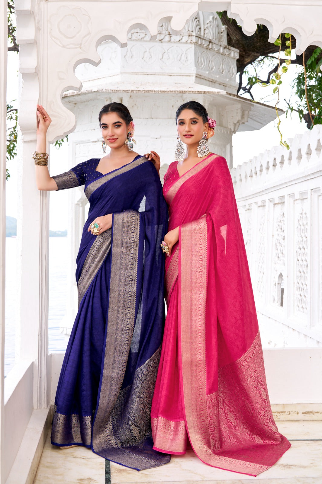 Traditional Stylish Pure Chinon Printed Saree With Zari Weaving Work