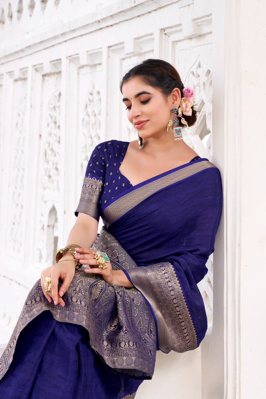 Traditional Stylish Pure Chinon Printed Saree With Zari Weaving Work