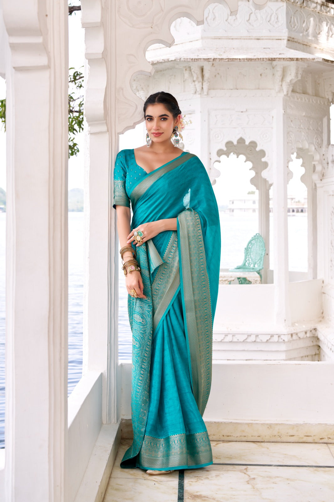 Traditional Stylish Pure Chinon Printed Saree With Zari Weaving Work