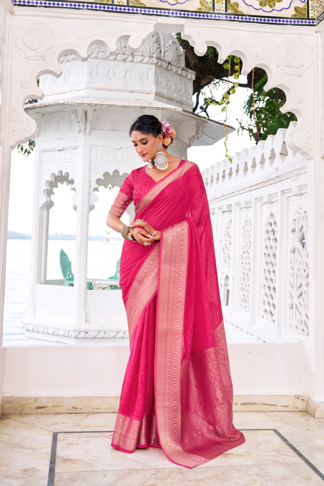 Traditional Stylish Pure Chinon Printed Saree With Zari Weaving Work