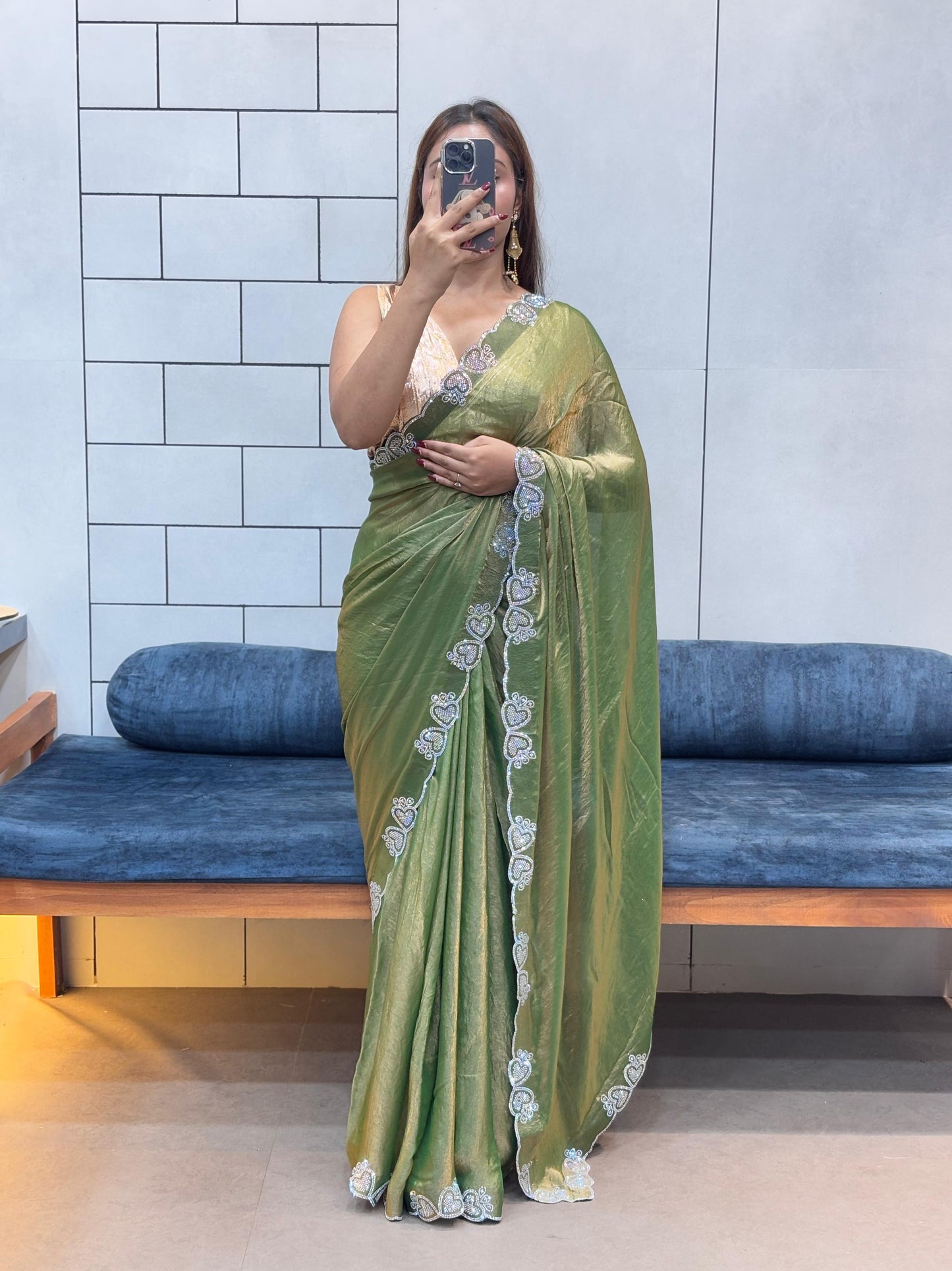 Stylish Trendy Rich Space Silk Saree With Heart Cut Dana & Diamond Work Border