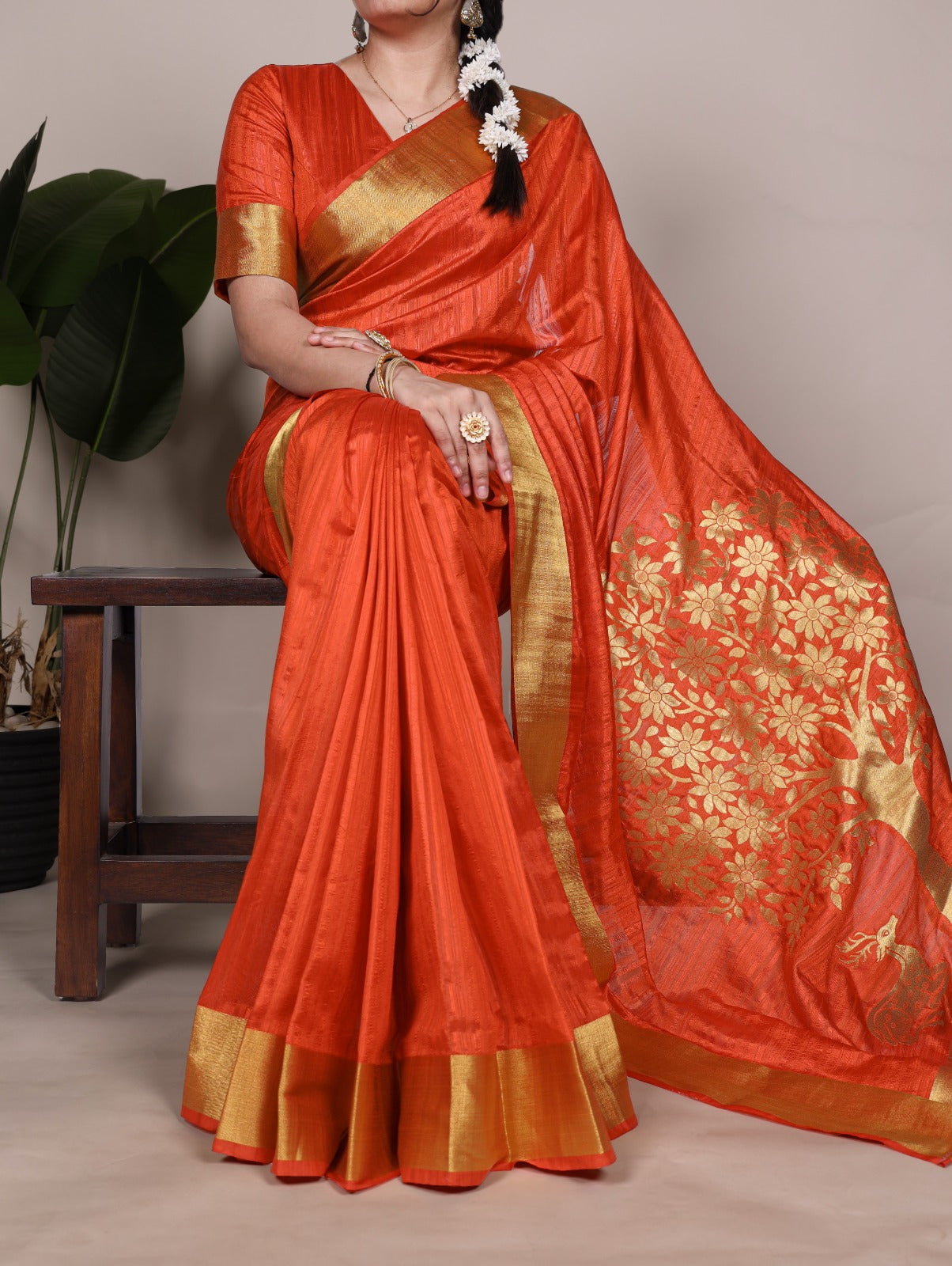 Premium Kerala Traditional Raw Silk Saree With Zari Weaving Work