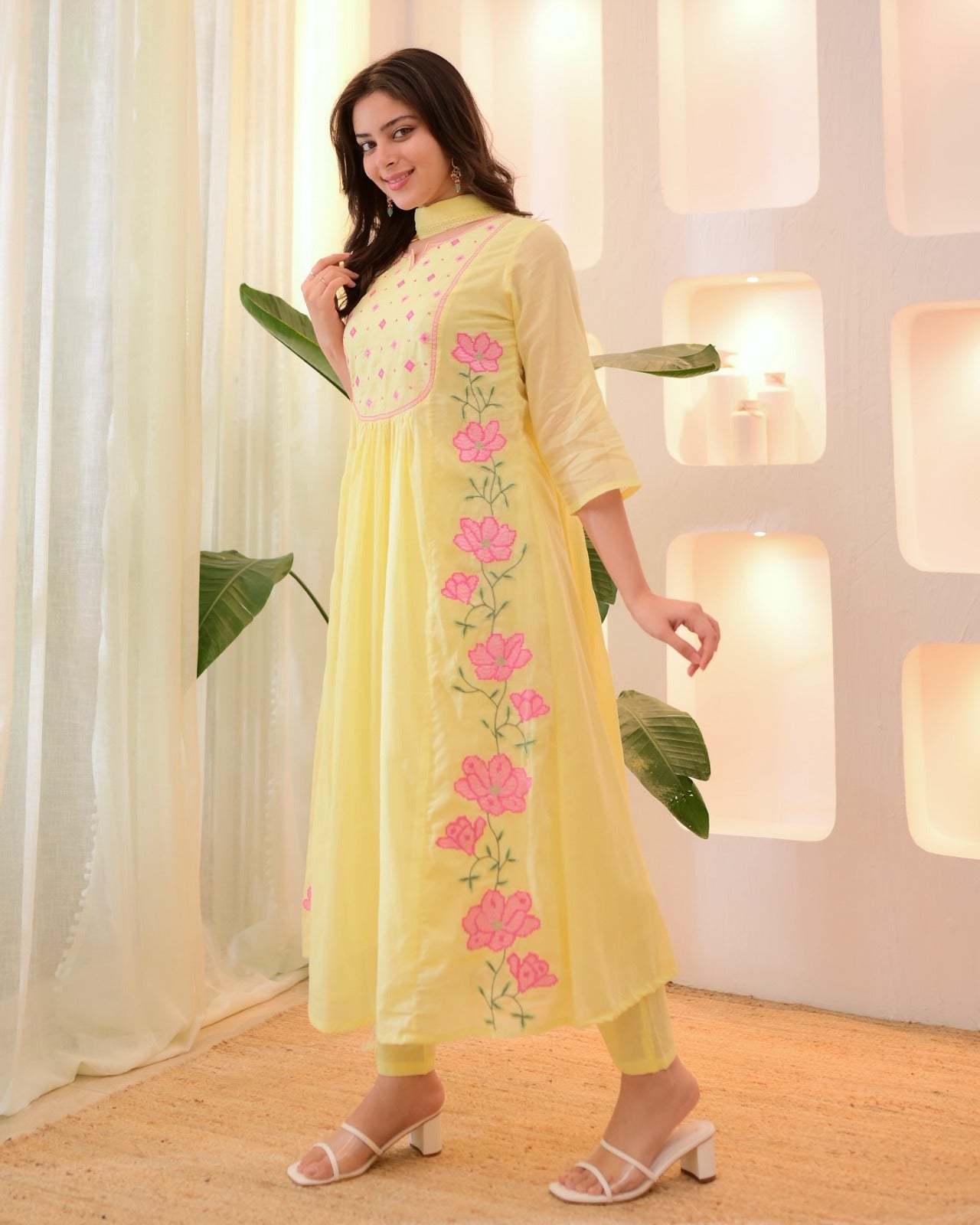 Pastel Premium Parampara Silk Kurti With Heavy Embroidery Work With Pant & Dupatta