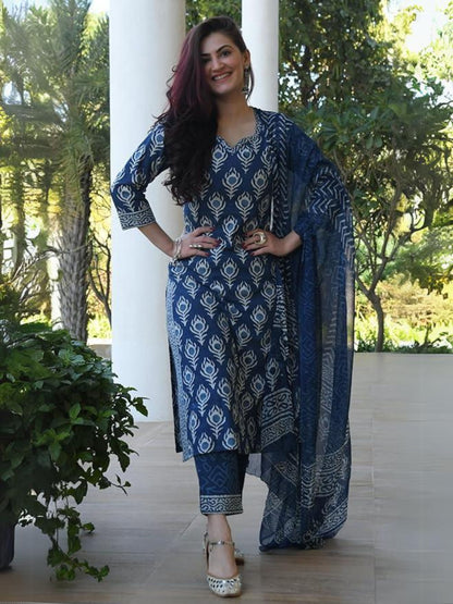 Indigo Blue Peacock Feather Printed Premium Soft Cotton Kurta Pant With Dupatta