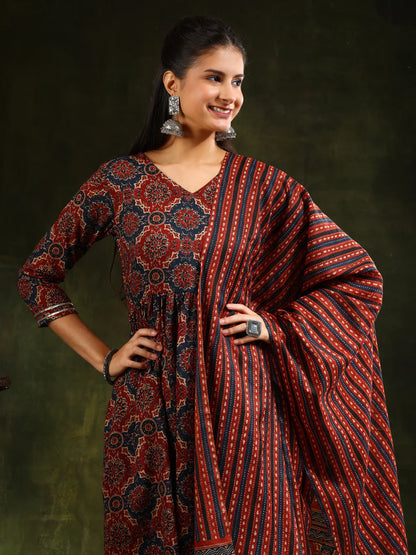Rustic Red Floral Printed Anarkali Cotton Kurta Pant With Dupatta