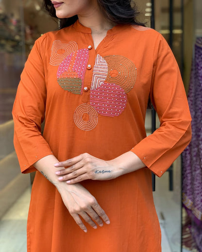 Elegant Mal Cotton Vibrant Front Pleated Kurti Pant With Dupatta Set