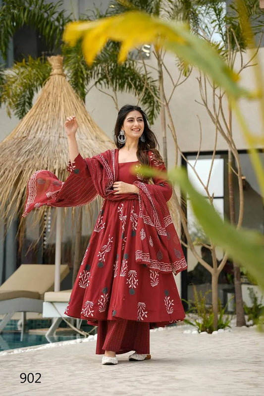 Festive & Wedding Party Wear Gher Style Pure Mal Cotton Printed Kurta Pant With Dupatta